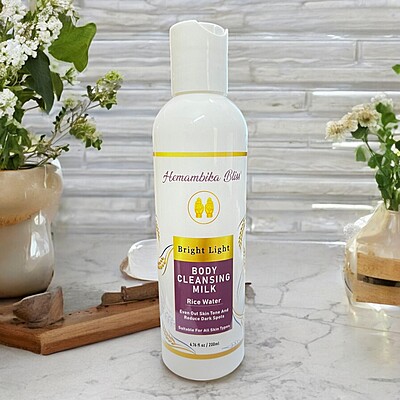 Hemambika Bliss® Bright Light Body Cleansing Milk - With Rice Water, Evens Out Skin Tone & Reduces Dark Spots - Suitable for All Skin Types Hemambika Bliss® Bright Light Body Cleansing Milk - With Rice Water, Evens Out Skin Tone & Reduces Dark Spots - Suitable for All Skin Types